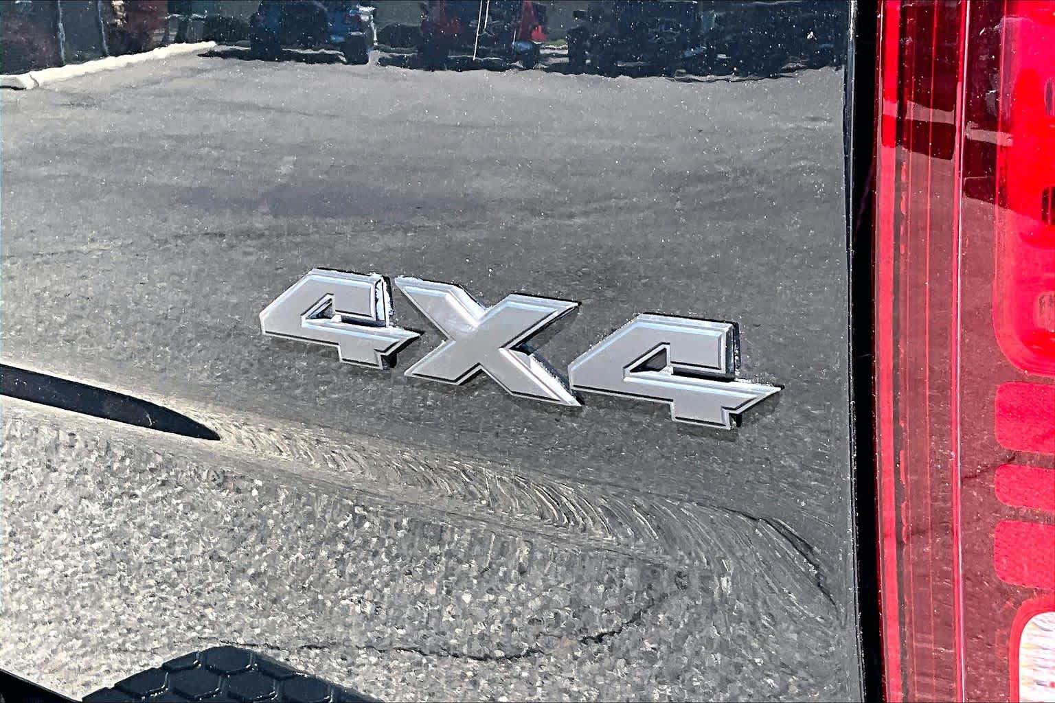 Thumbnail: 2024 RAM 1500 Classic - 6