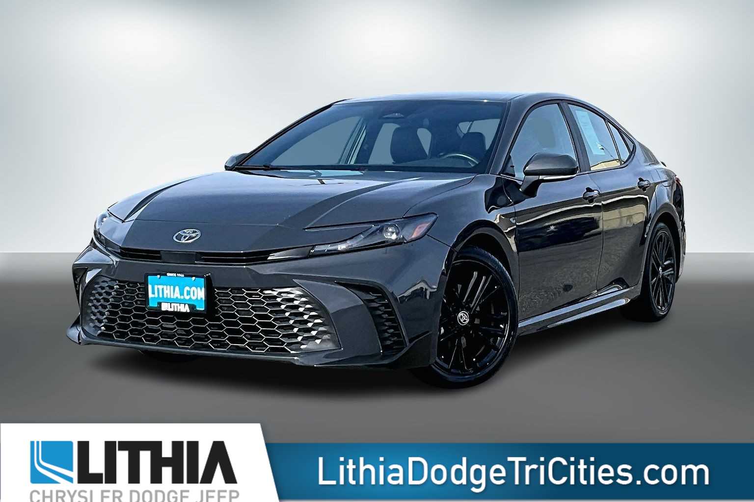 Thumbnail: 2025 Toyota Camry - 1