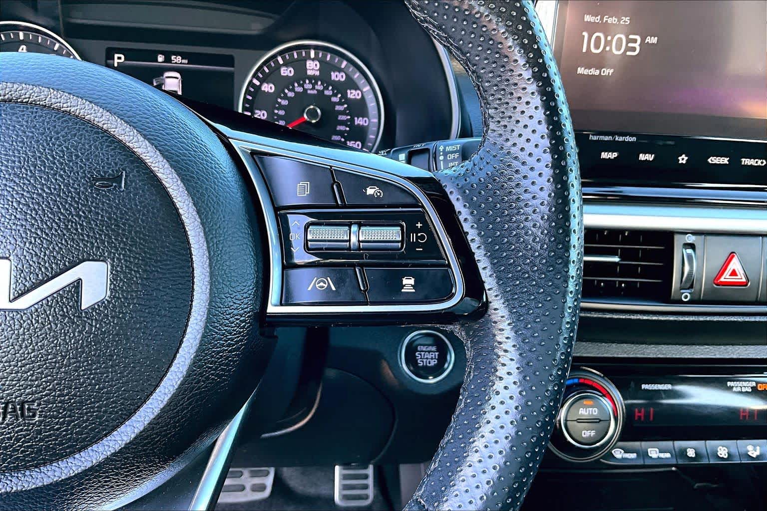 Thumbnail: 2023 Kia Forte - 25