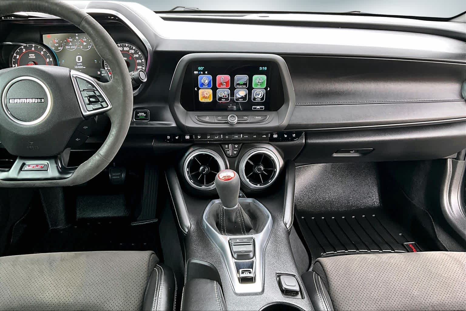 Thumbnail: 2018 Chevrolet Camaro - 14