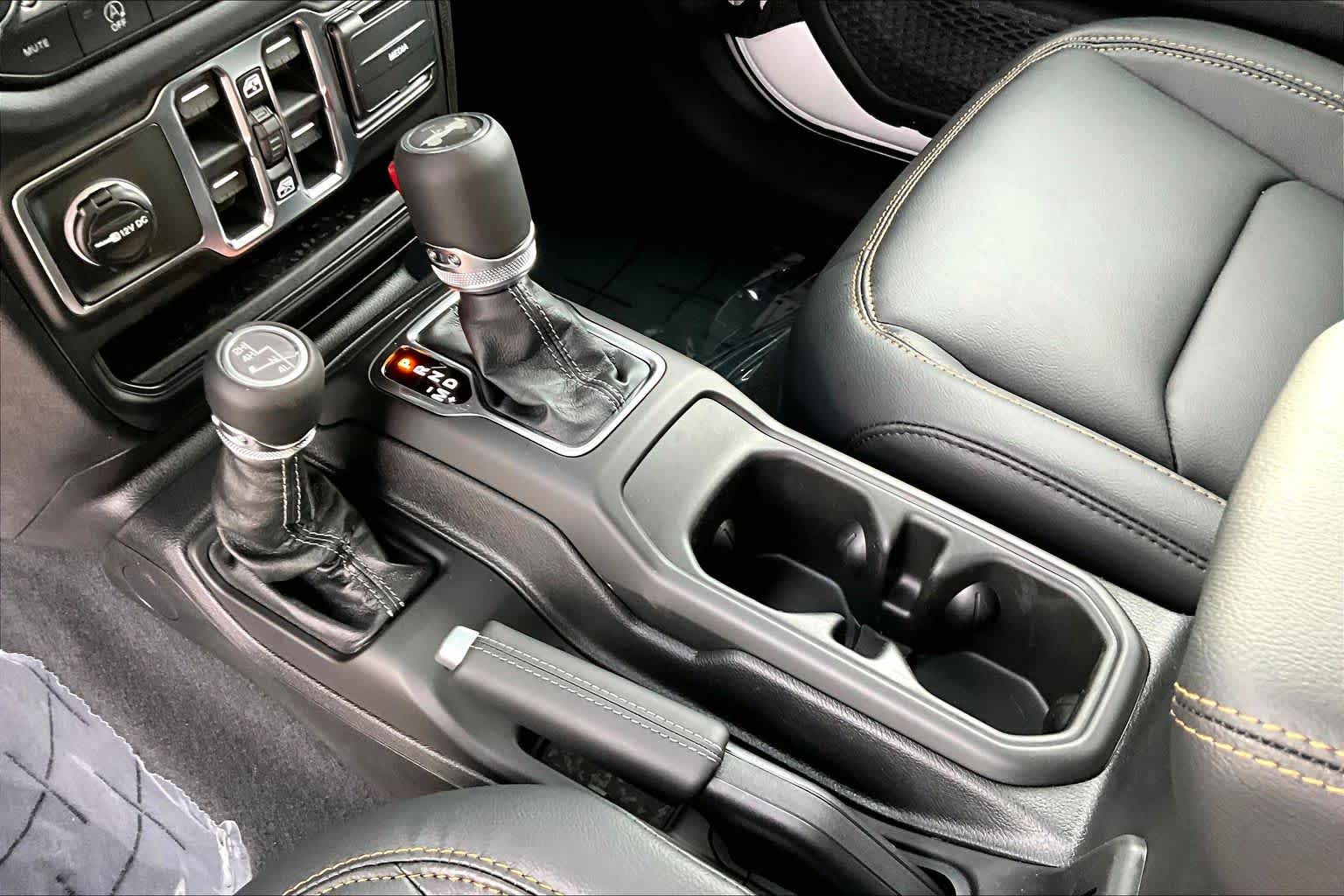 Thumbnail: 2026 Jeep Wrangler - 17