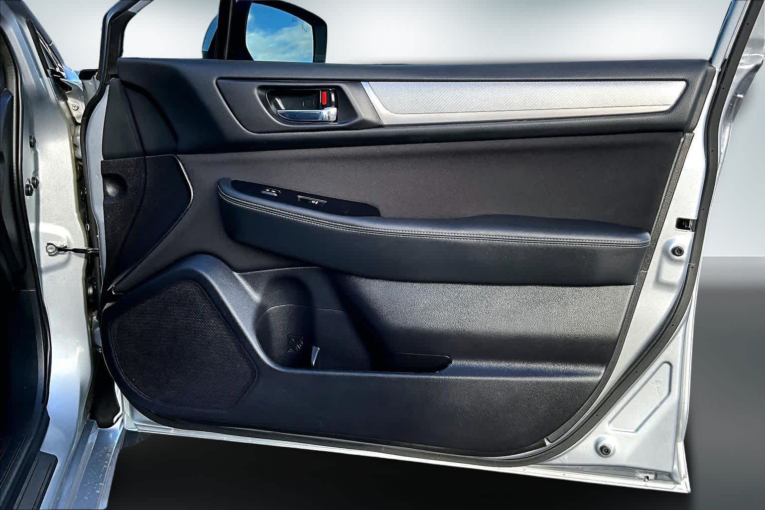 Thumbnail: 2017 Subaru Legacy - 28