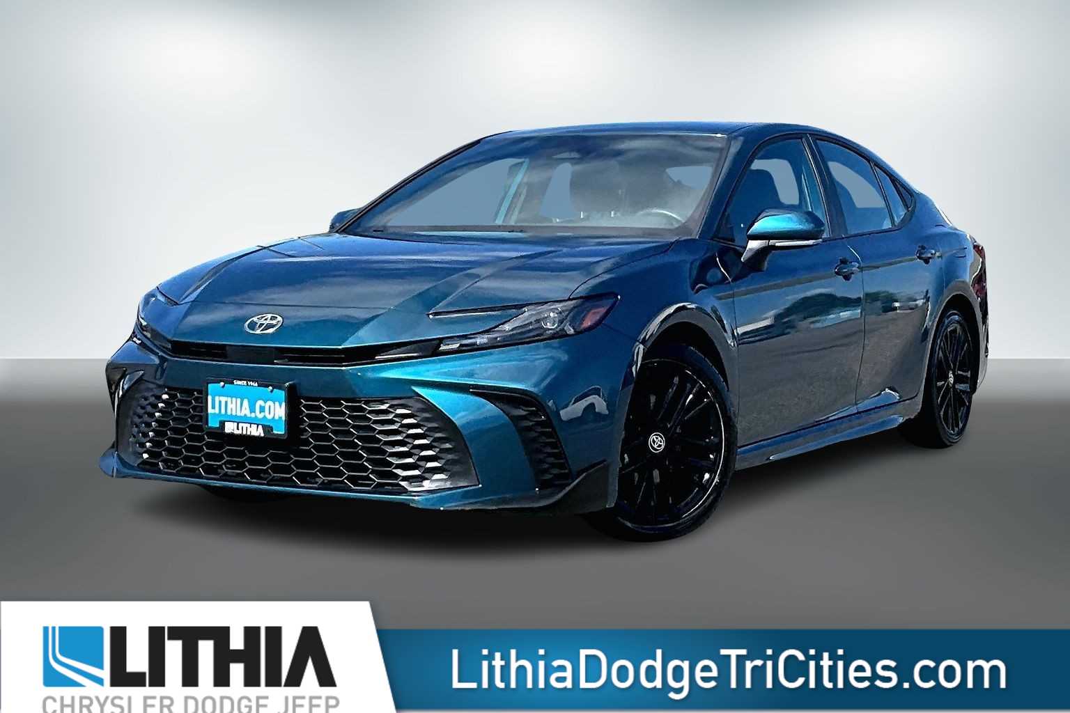 Thumbnail: 2025 Toyota Camry - 1