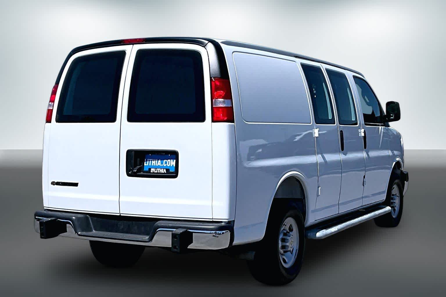 Thumbnail: 2025 Chevrolet Express - 18