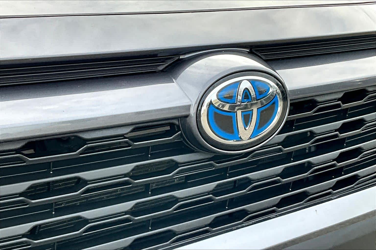 Thumbnail: 2024 Toyota RAV4 - 34