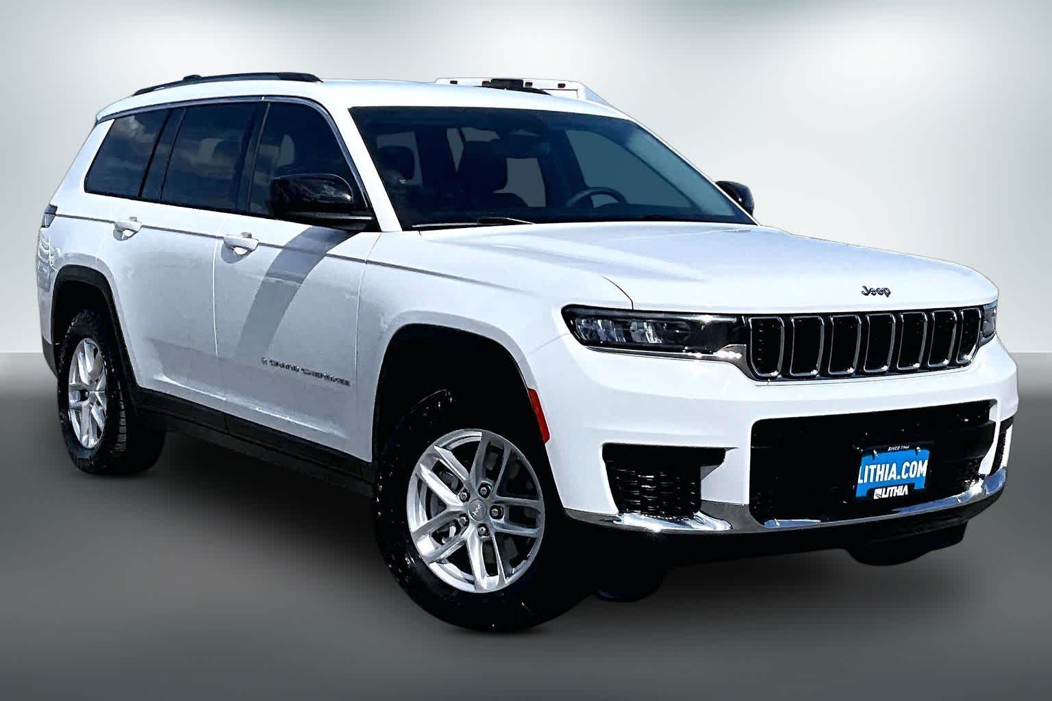 Thumbnail: 2024 Jeep Grand Cherokee L - 21