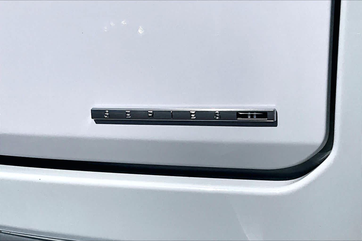 Thumbnail: 2024 Jeep Wagoneer - 7