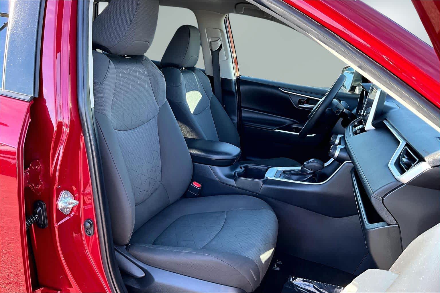 Thumbnail: 2023 Toyota RAV4 - 13