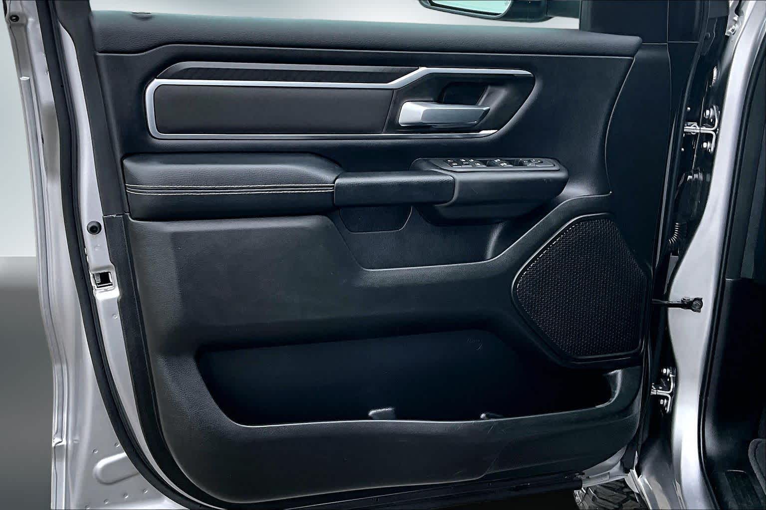 Thumbnail: 2025 RAM 1500 - 27