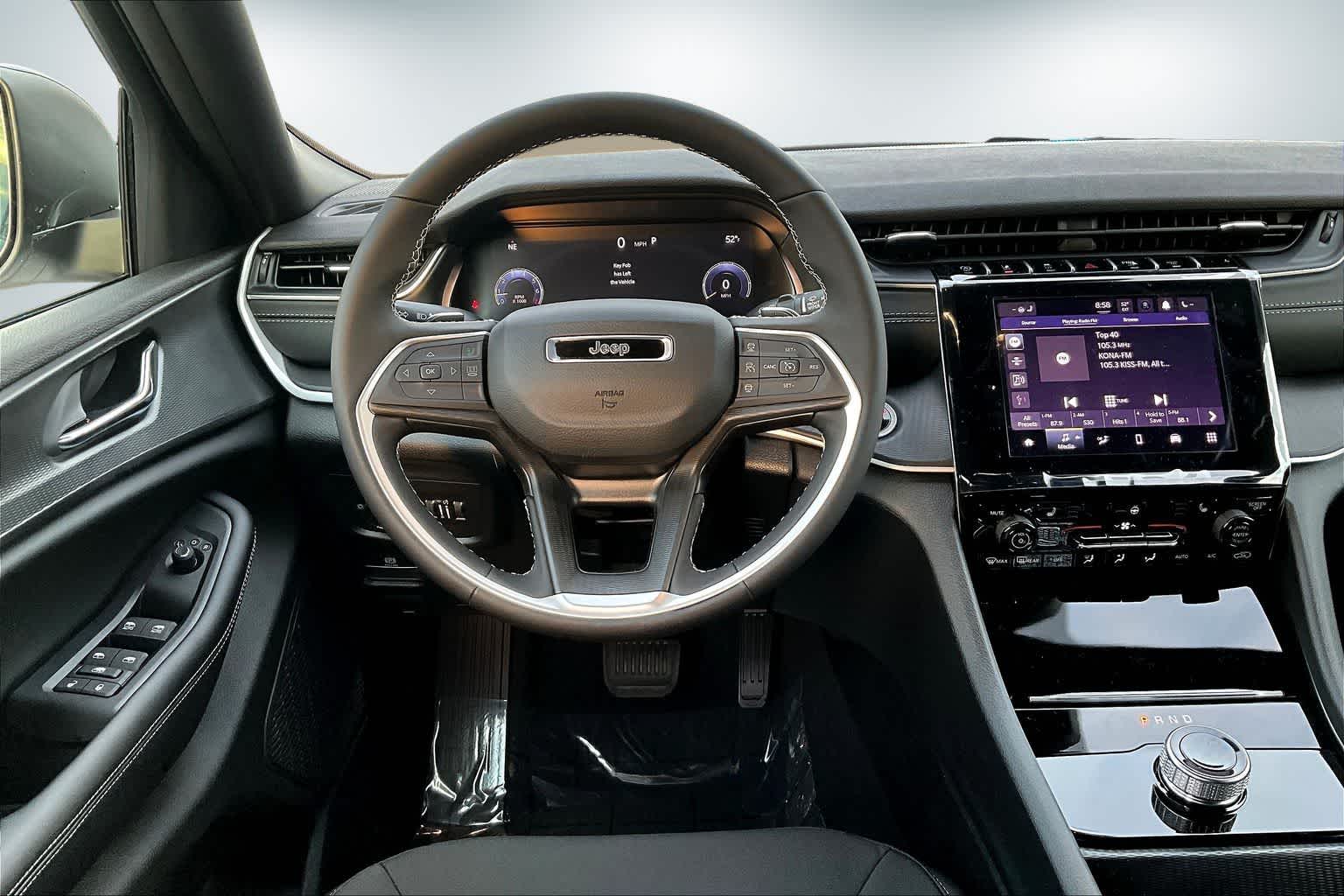 Thumbnail: 2025 Jeep Grand Cherokee - 15