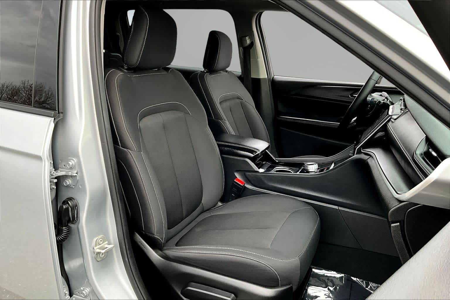 Thumbnail: 2023 Jeep Grand Cherokee - 13