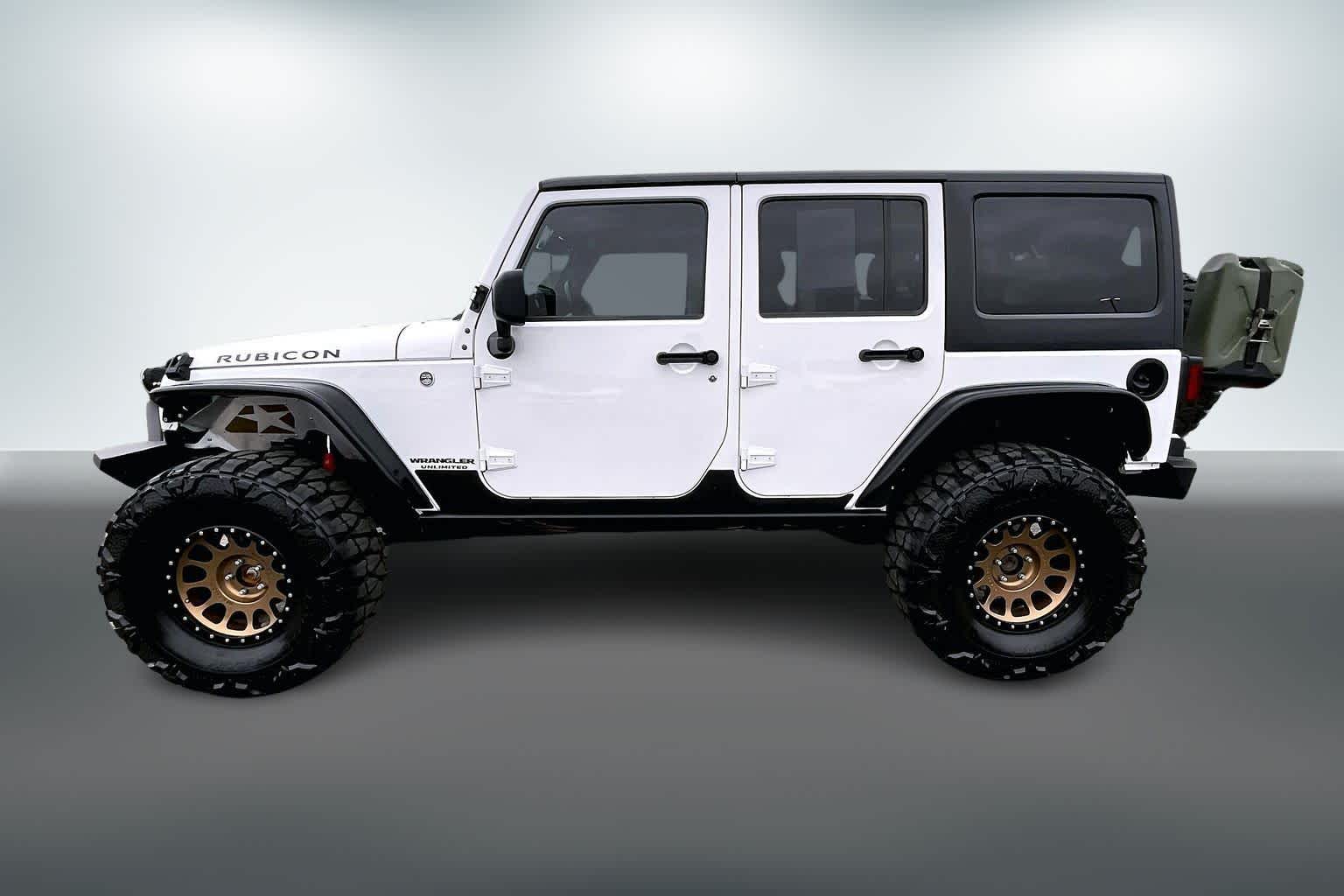 Thumbnail: 2017 Jeep Wrangler - 3