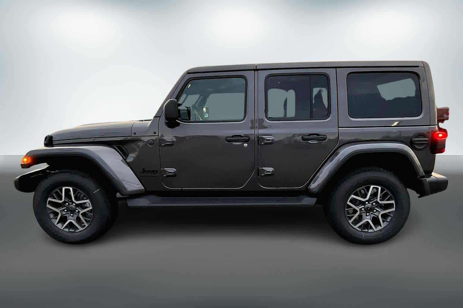 Thumbnail: 2026 Jeep Wrangler - 3