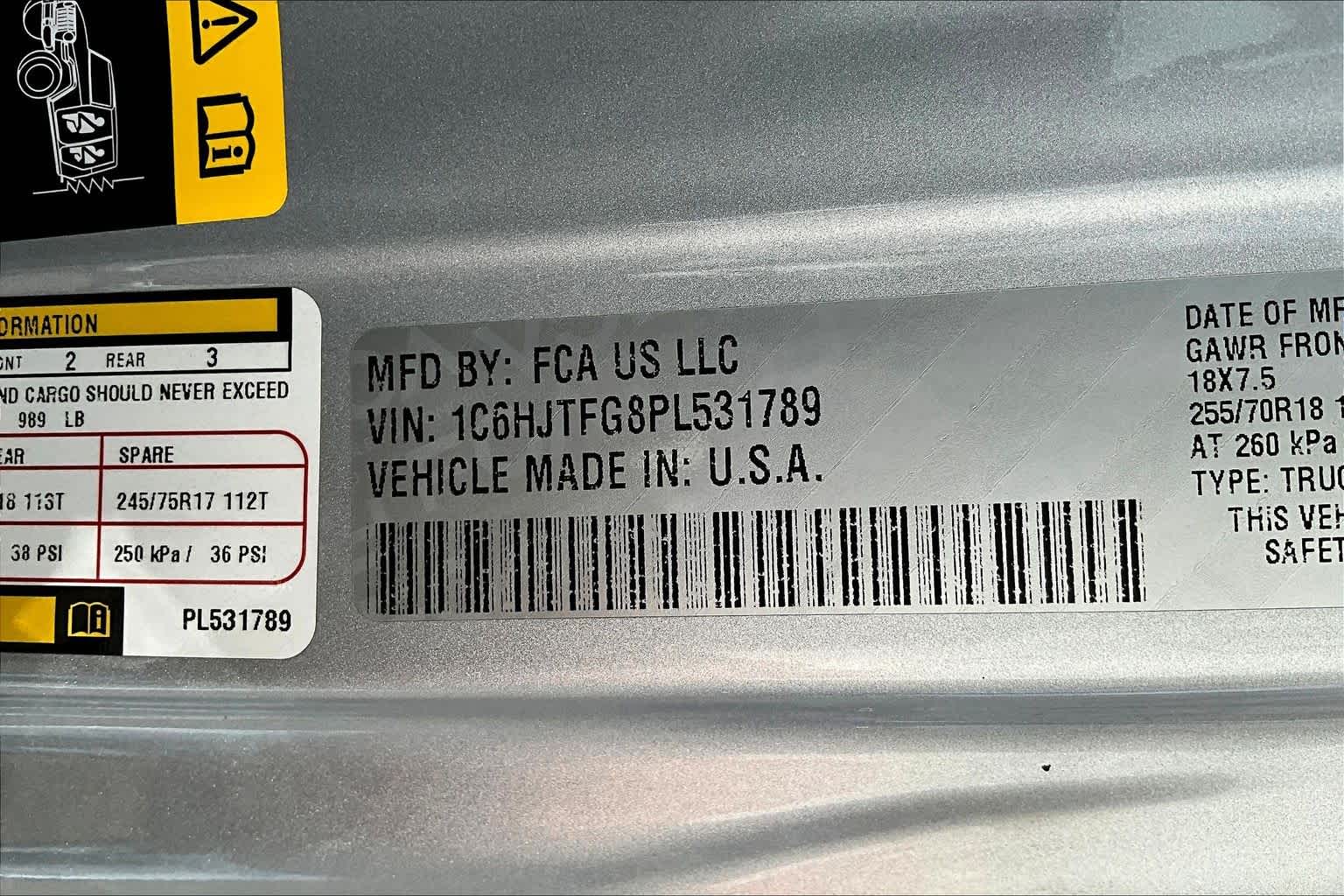 Thumbnail: 2023 Jeep Gladiator - 20