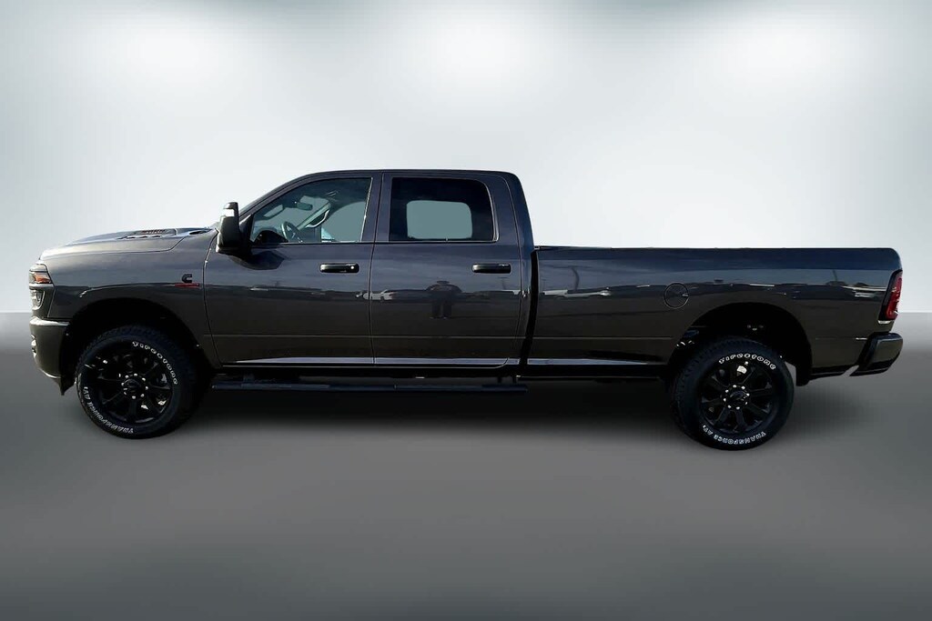 New 2026 Ram 2500 BLACK EXPRESS CREW CAB 4X4 8' BOX Pickup