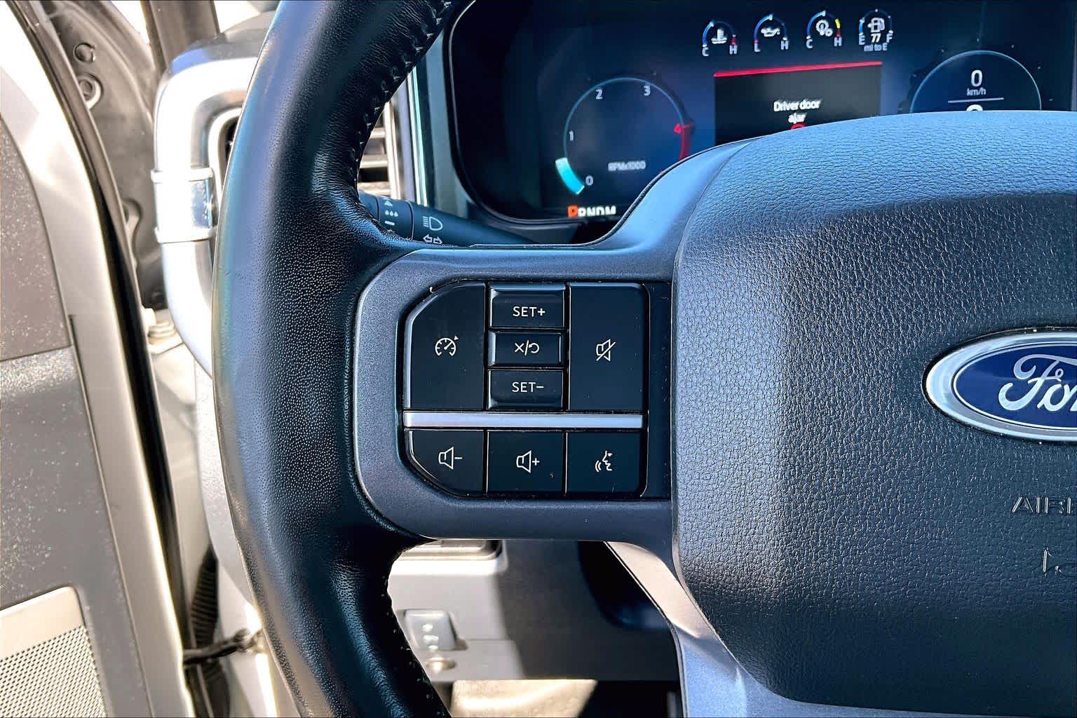 Thumbnail: 2023 Ford Econoline - 23