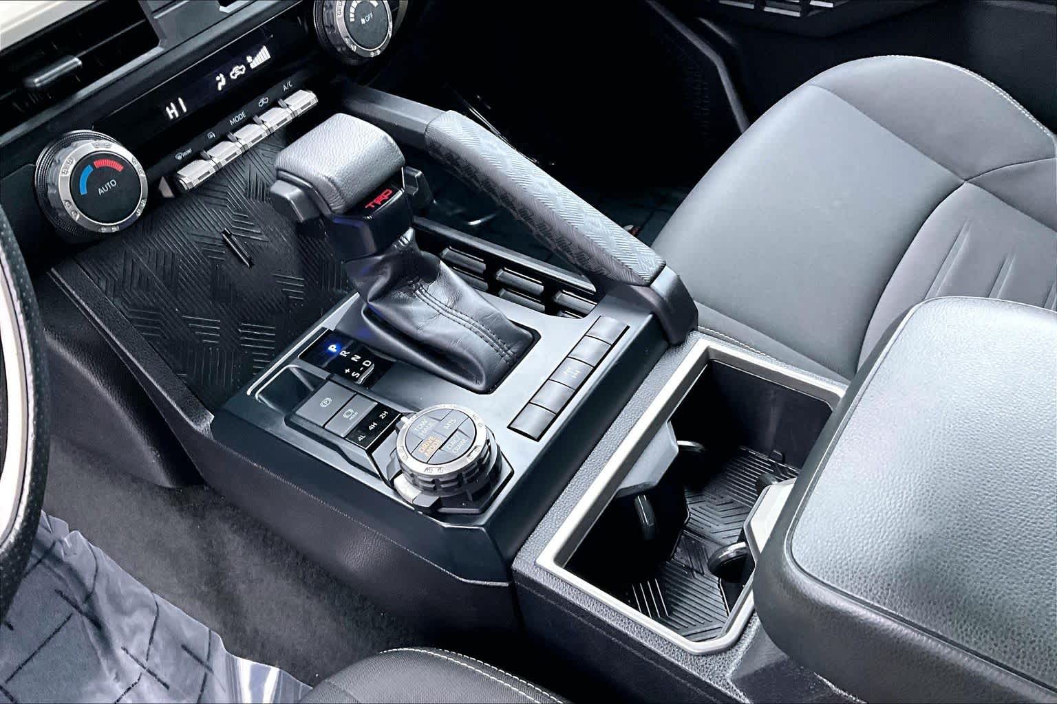 Thumbnail: 2024 Toyota Tacoma - 15