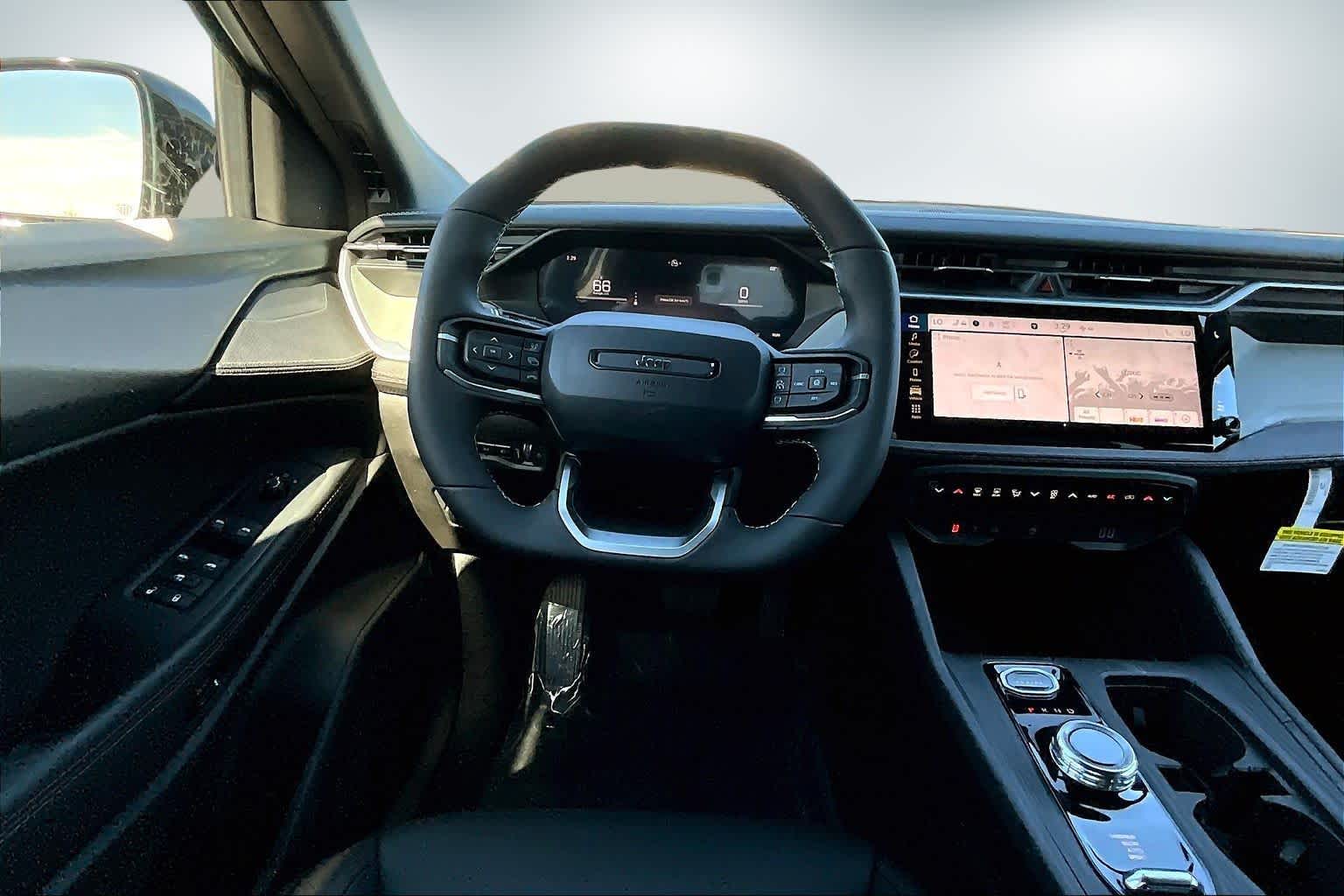 Thumbnail: 2026 Jeep Cherokee - 15