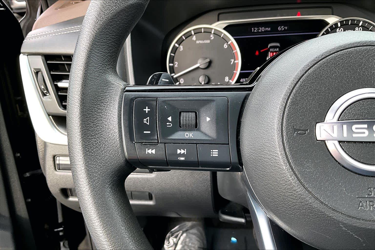 Thumbnail: 2023 Nissan Rogue - 25