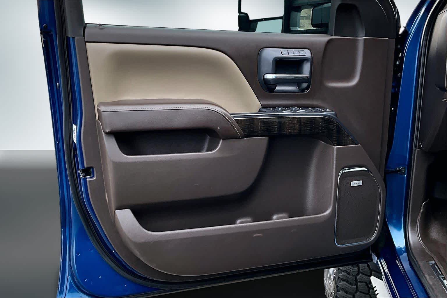 Thumbnail: 2015 GMC Sierra 2500 - 26