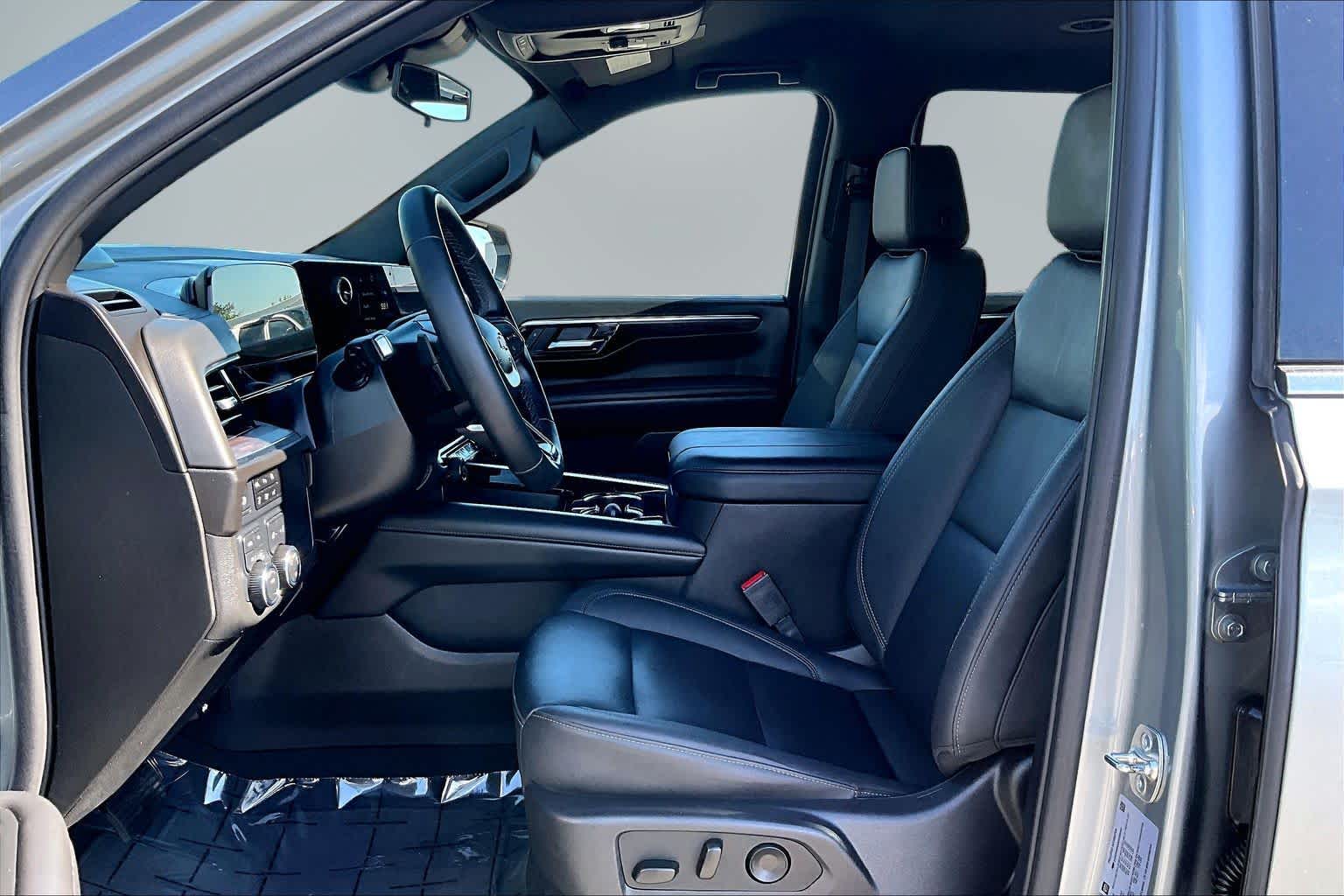 Thumbnail: 2025 Chevrolet Tahoe - 11