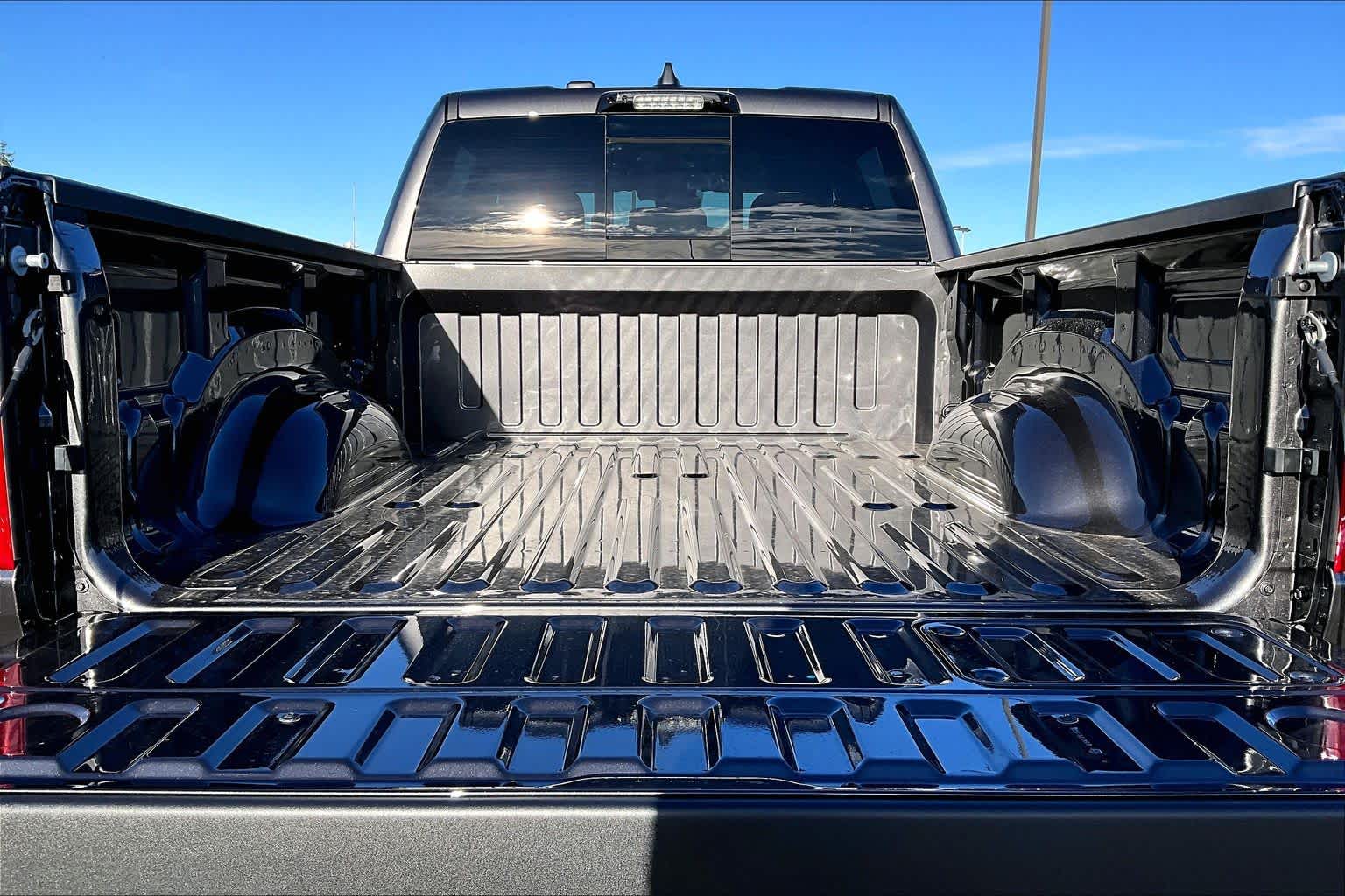 Thumbnail: 2026 RAM 1500 - 19