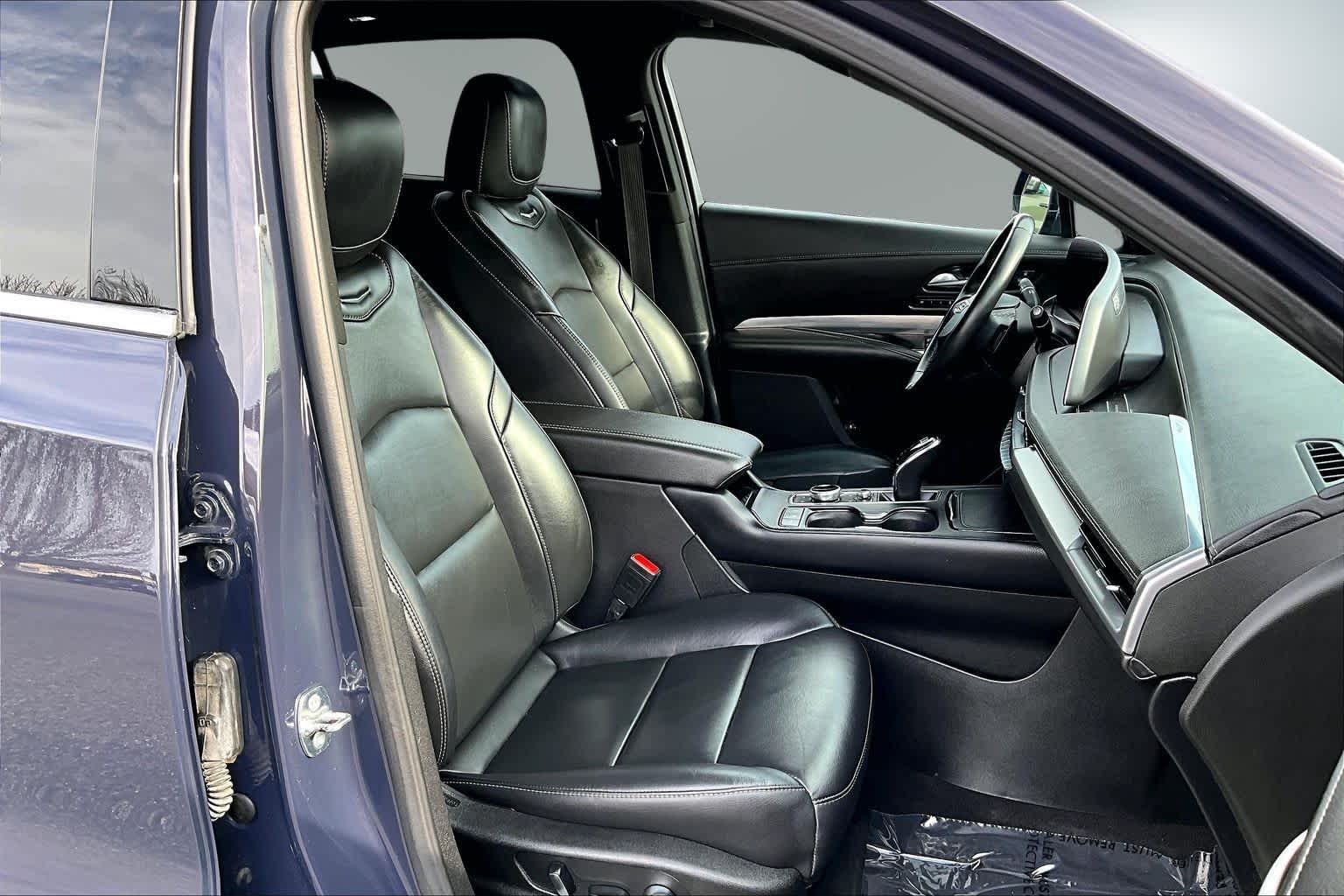 Thumbnail: 2024 Cadillac XT4 - 13