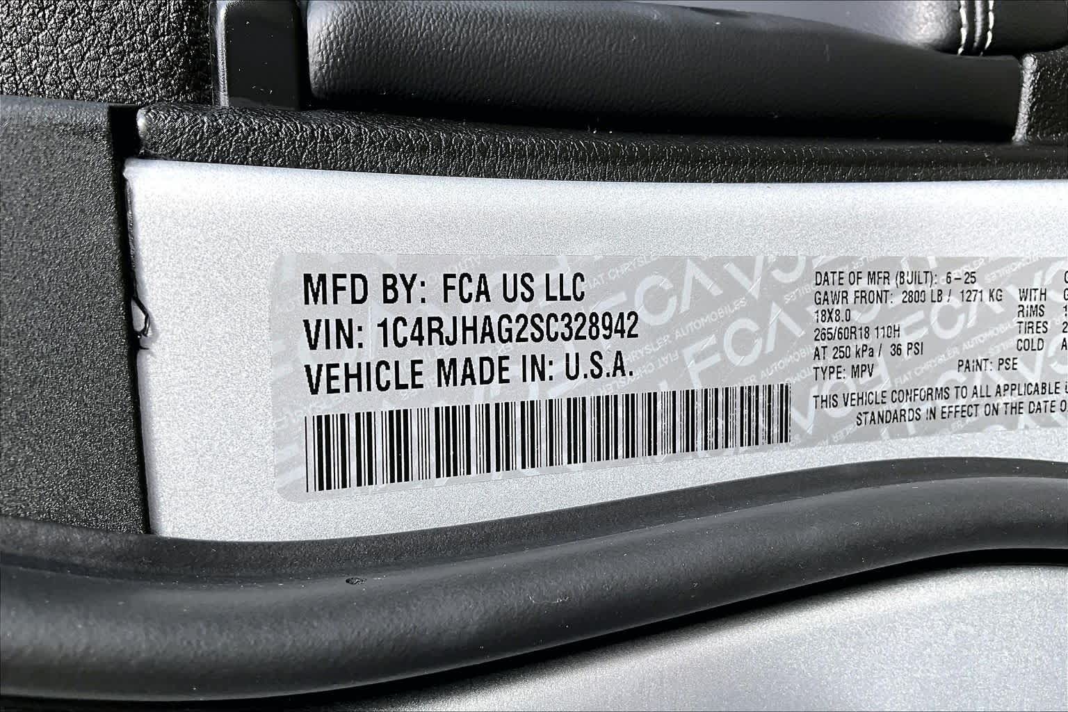 Thumbnail: 2025 Jeep Grand Cherokee - 20