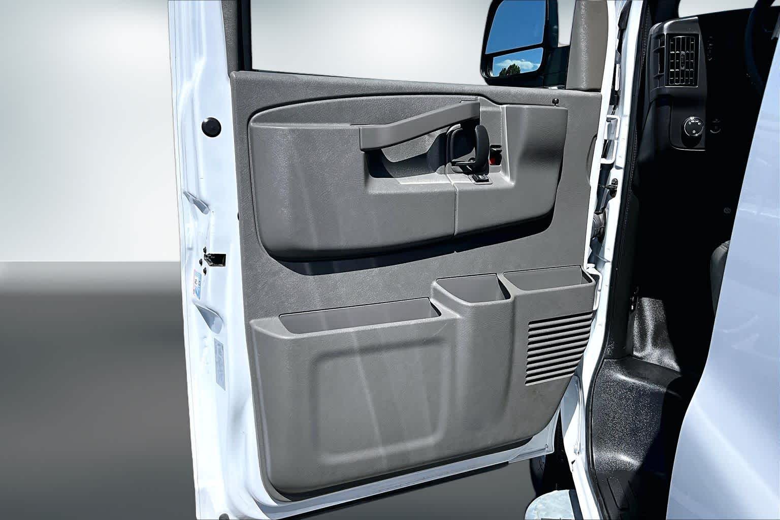 Thumbnail: 2025 Chevrolet Express - 23