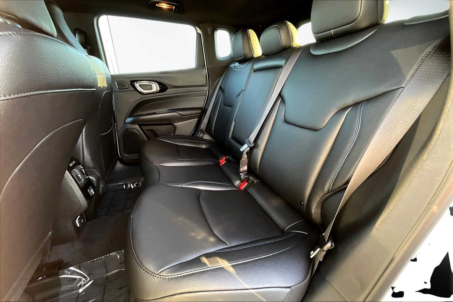 Thumbnail: 2026 Jeep Compass - 13