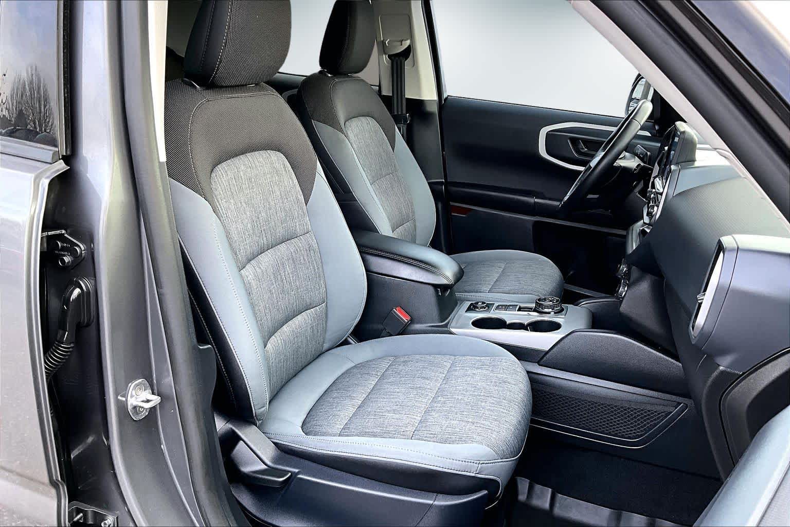 Thumbnail: 2021 Ford Bronco Sport - 13