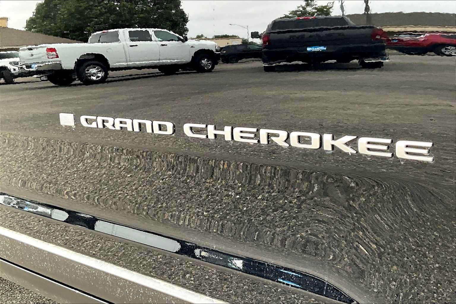 Thumbnail: 2025 Jeep Grand Cherokee - 7