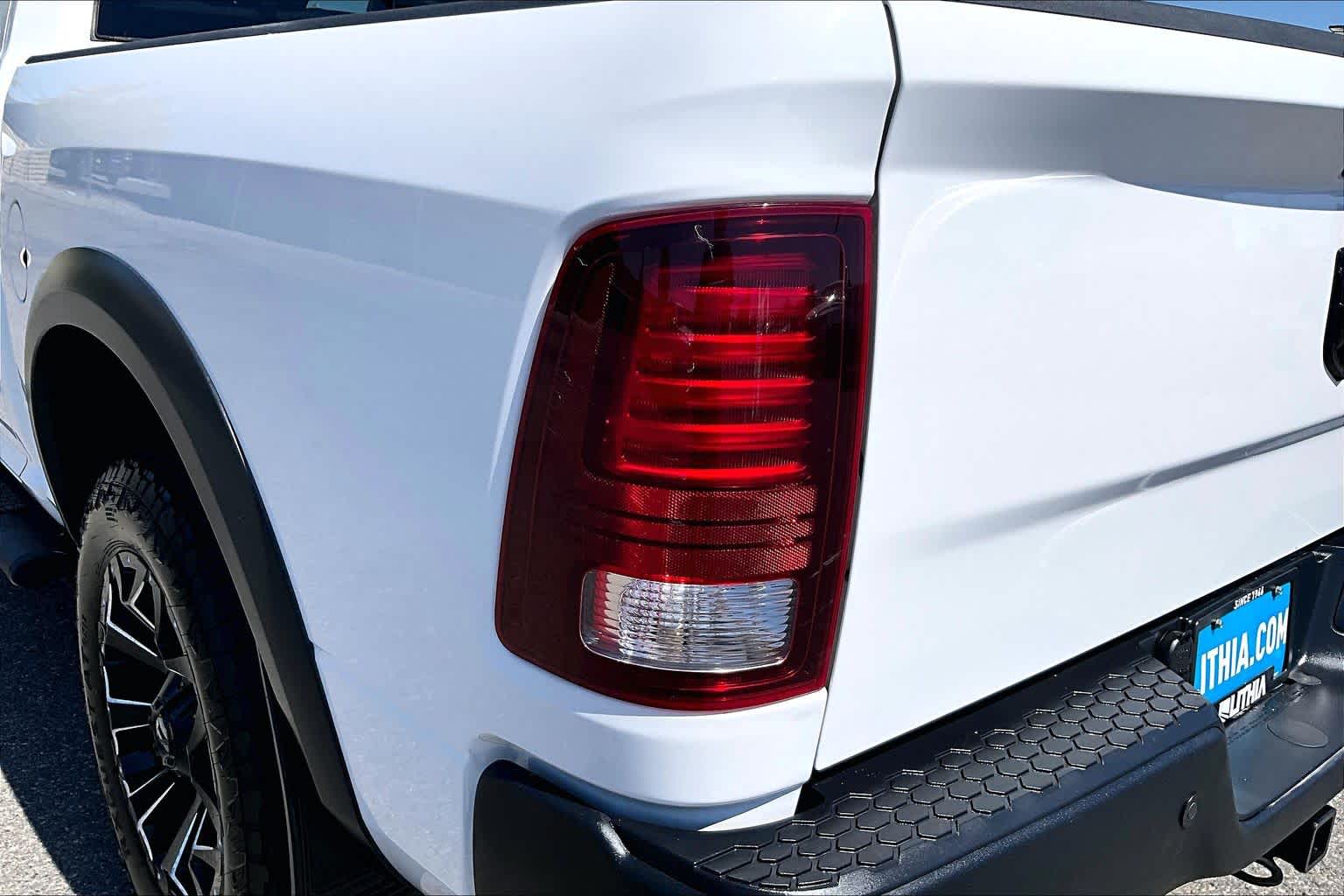Thumbnail: 2019 RAM 1500 Classic - 32