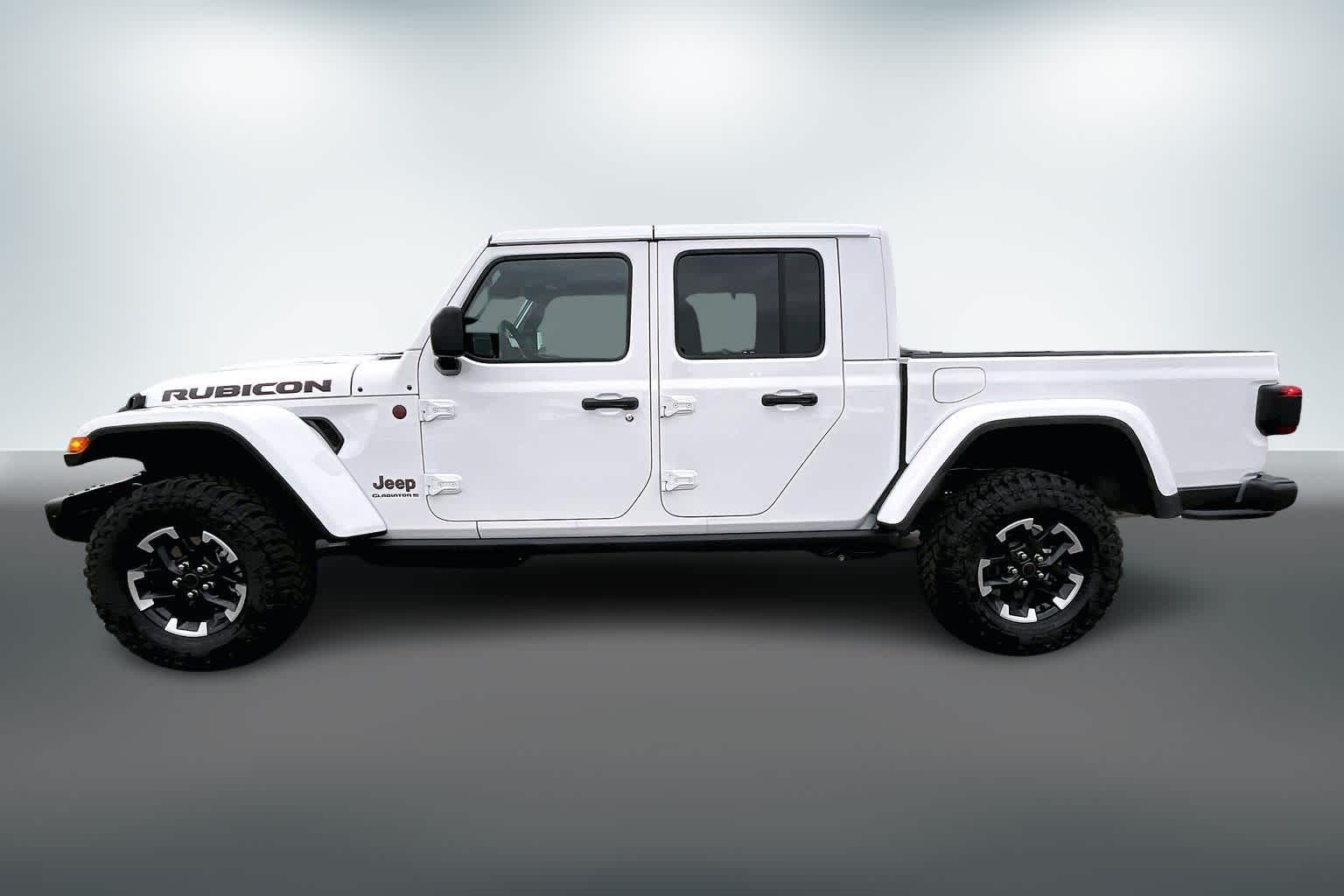 Thumbnail: 2026 Jeep Gladiator - 3