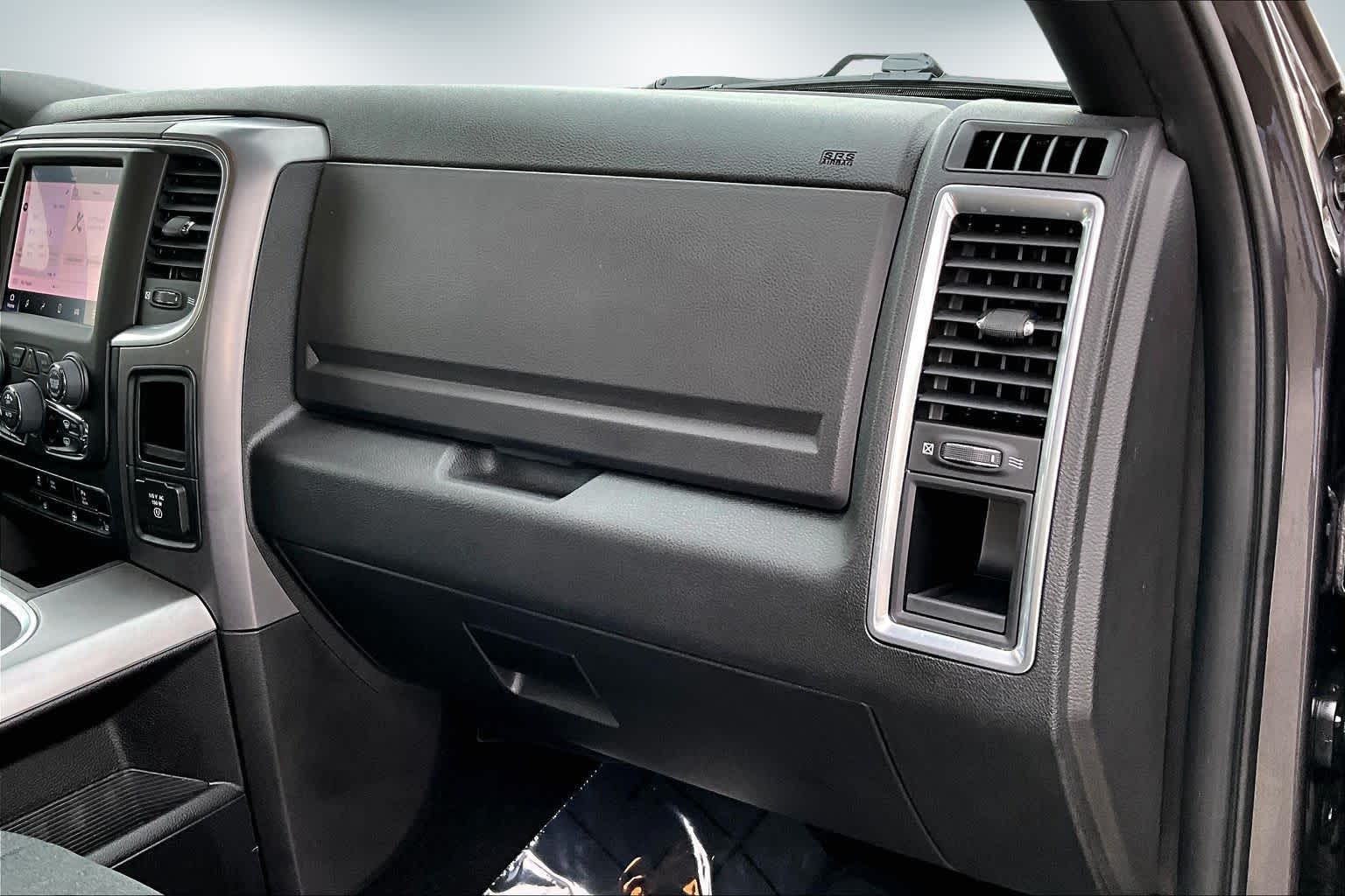 Thumbnail: 2024 RAM 1500 Classic - 22