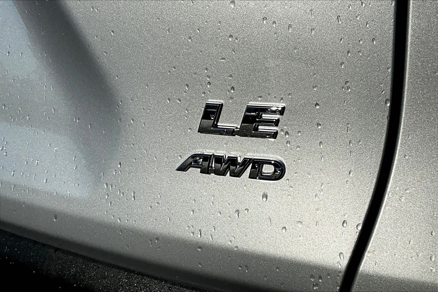 Thumbnail: 2024 Toyota RAV4 - 7