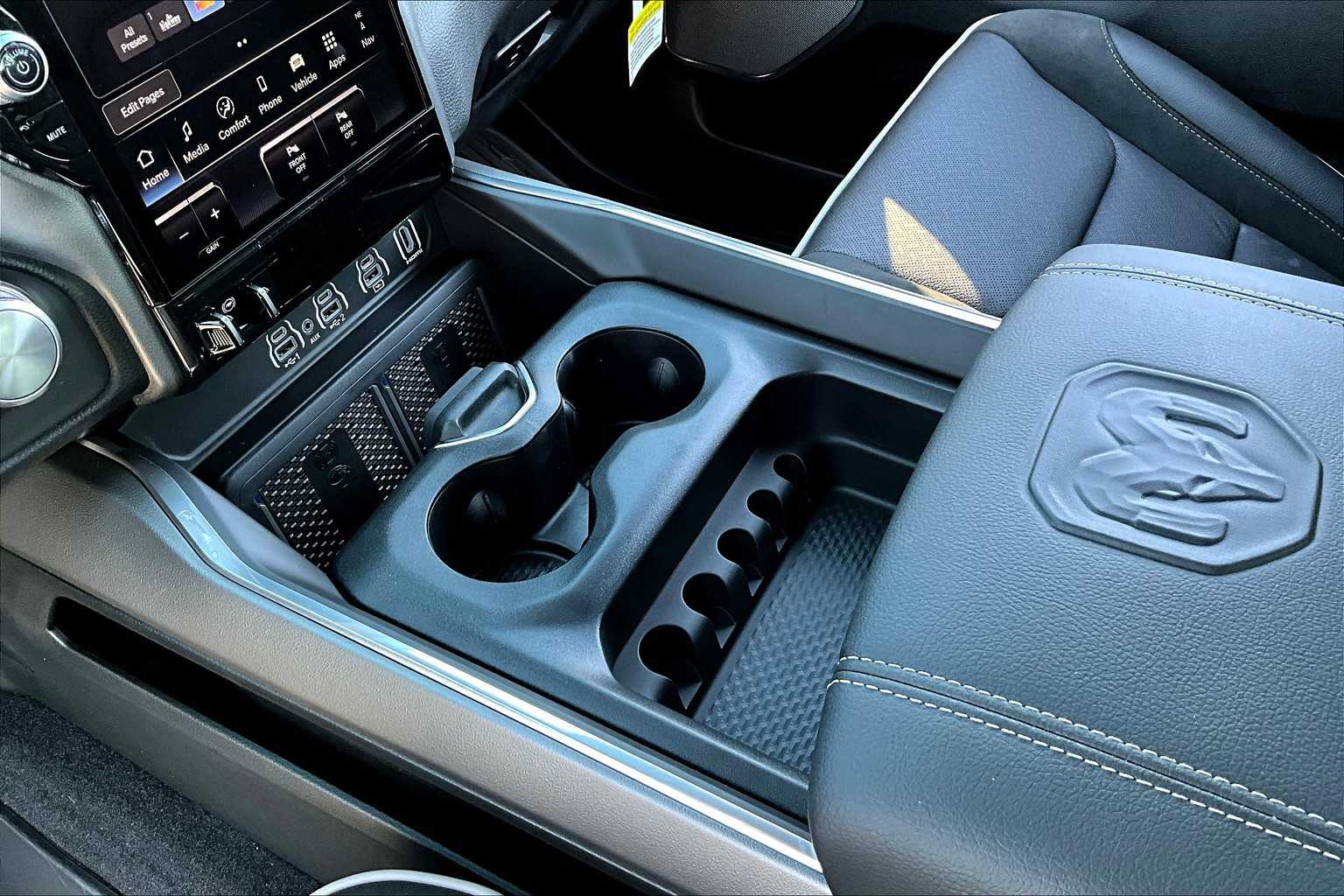 Thumbnail: 2026 RAM 1500 - 17