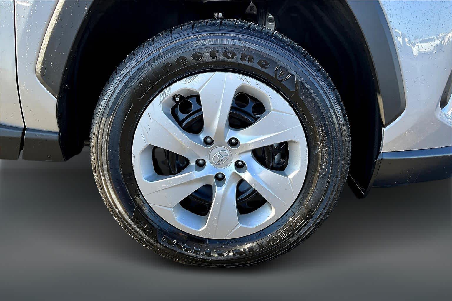 Thumbnail: 2024 Toyota RAV4 - 35