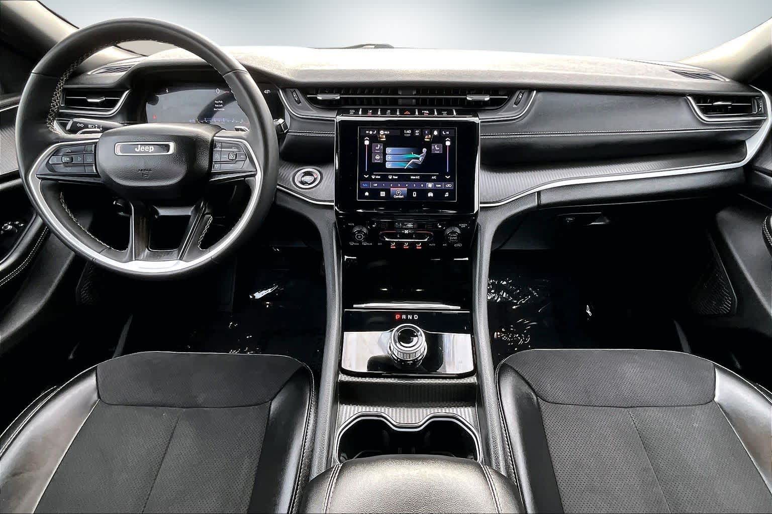 Thumbnail: 2024 Jeep Grand Cherokee - 10