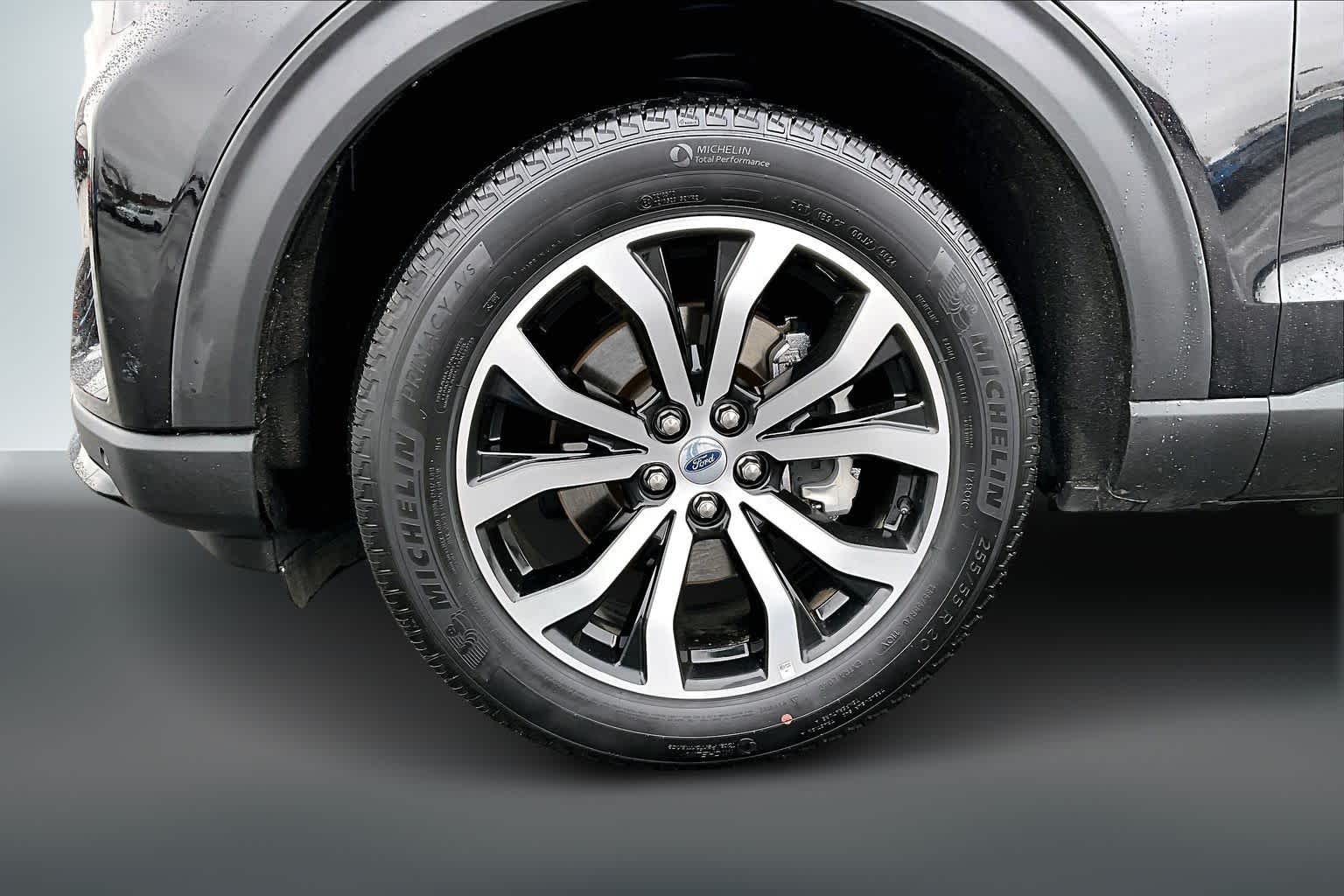 Thumbnail: 2025 Ford Explorer - 8