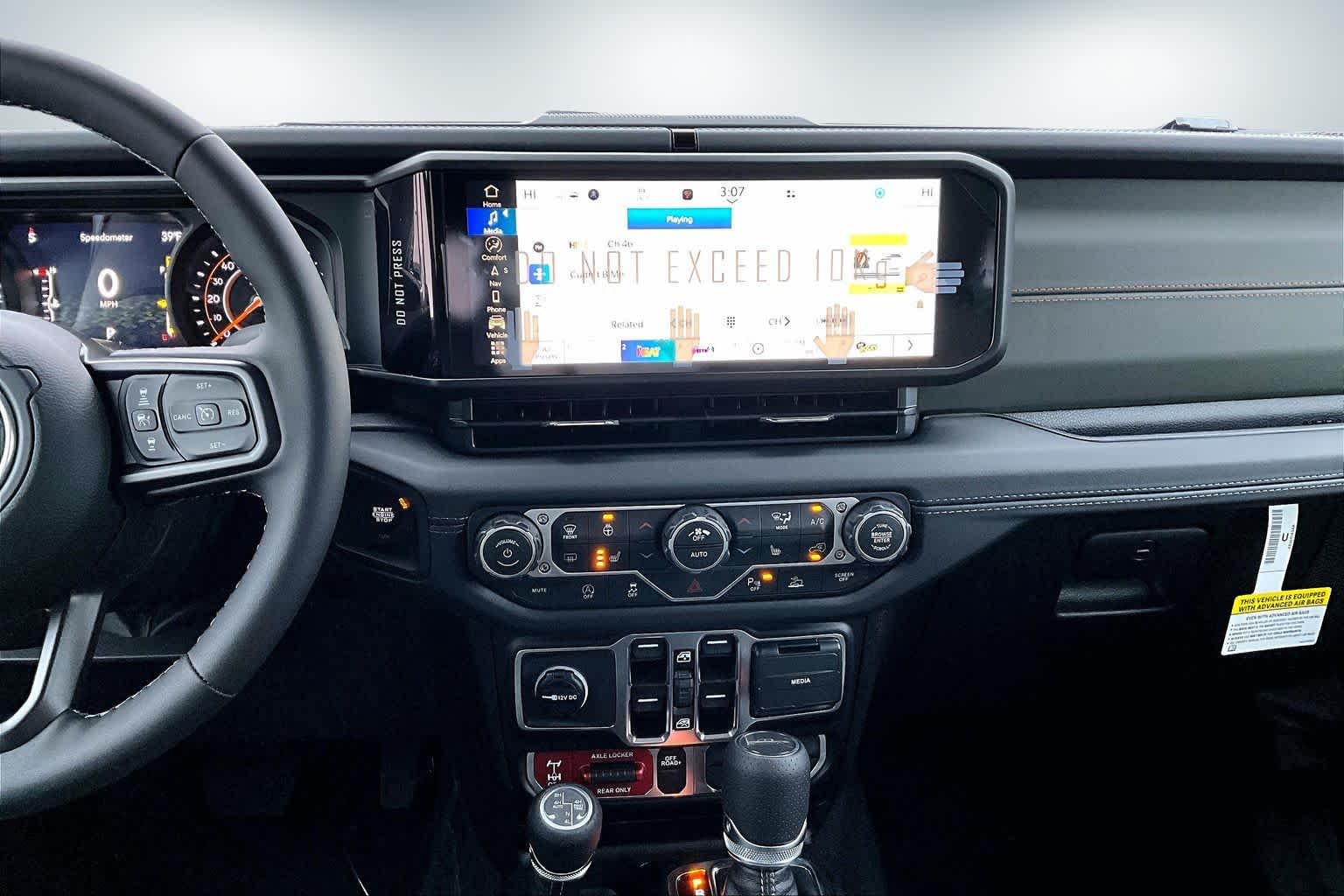 Thumbnail: 2026 Jeep Gladiator - 16