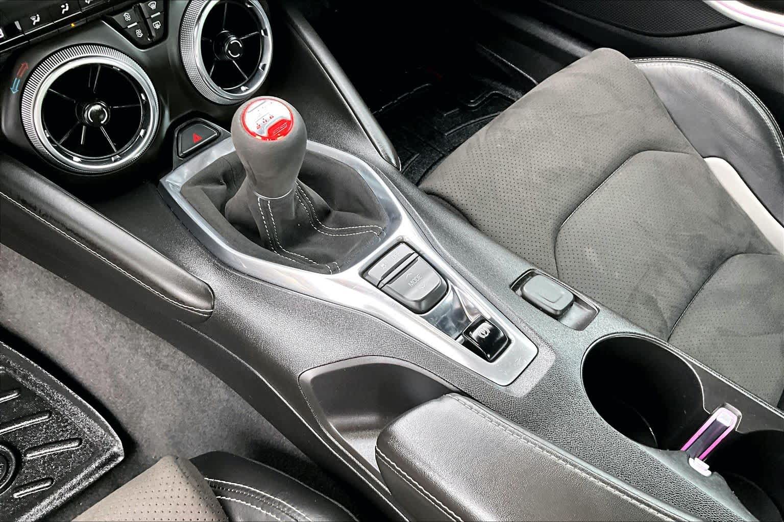 Thumbnail: 2018 Chevrolet Camaro - 15