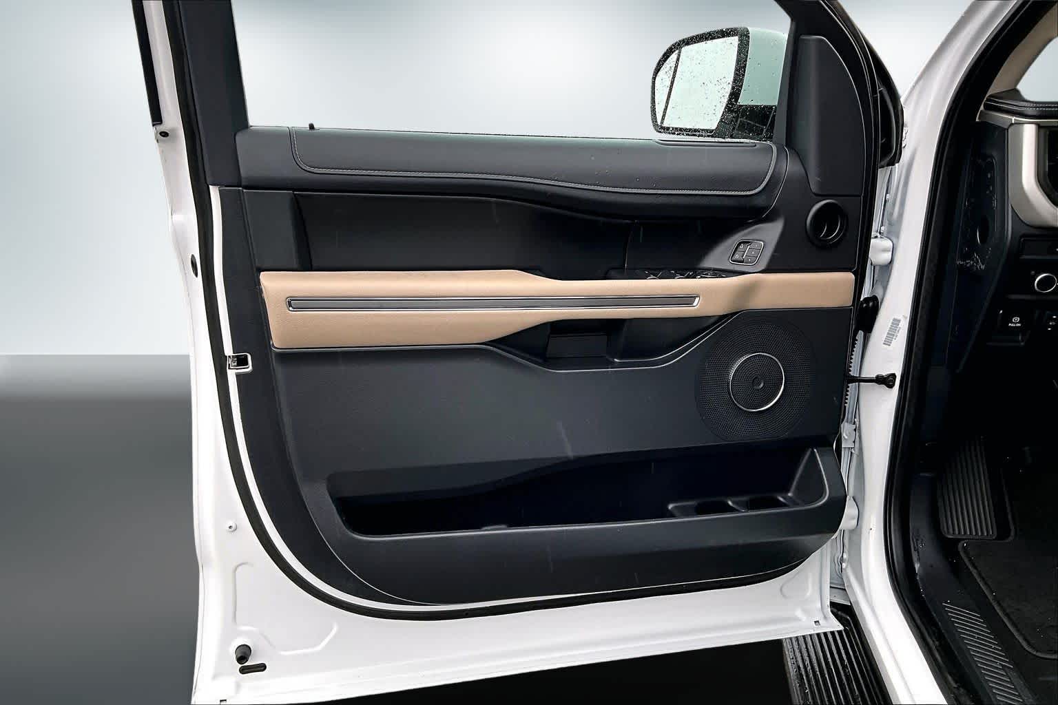 Thumbnail: 2024 Ford Expedition MAX - 26