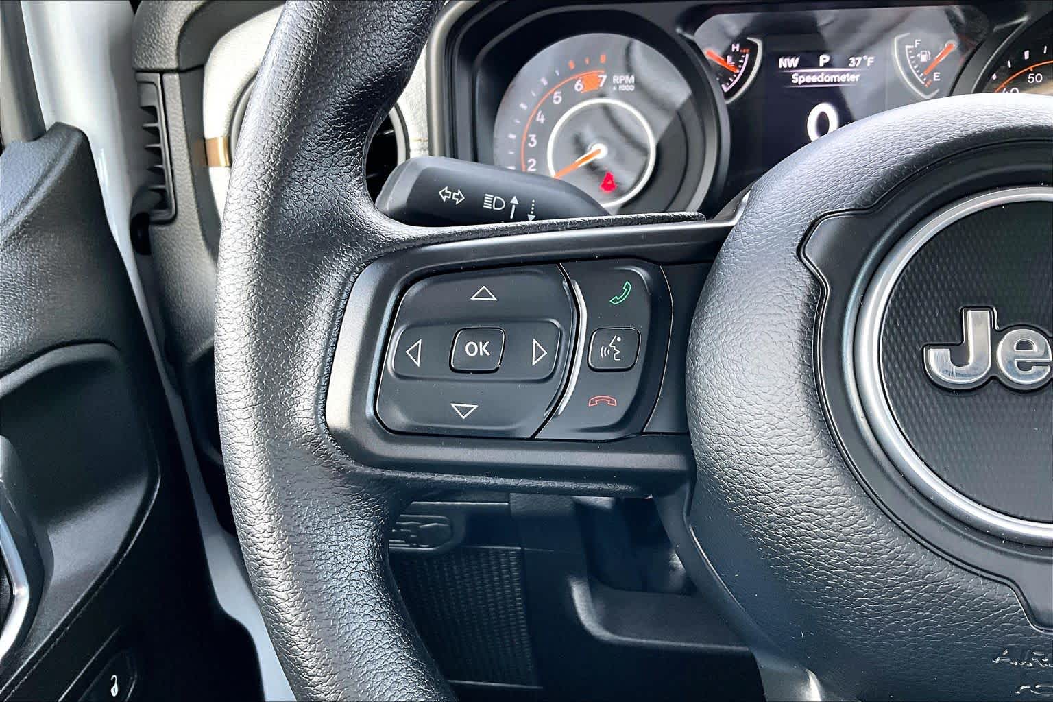 Thumbnail: 2025 Jeep Wrangler - 22