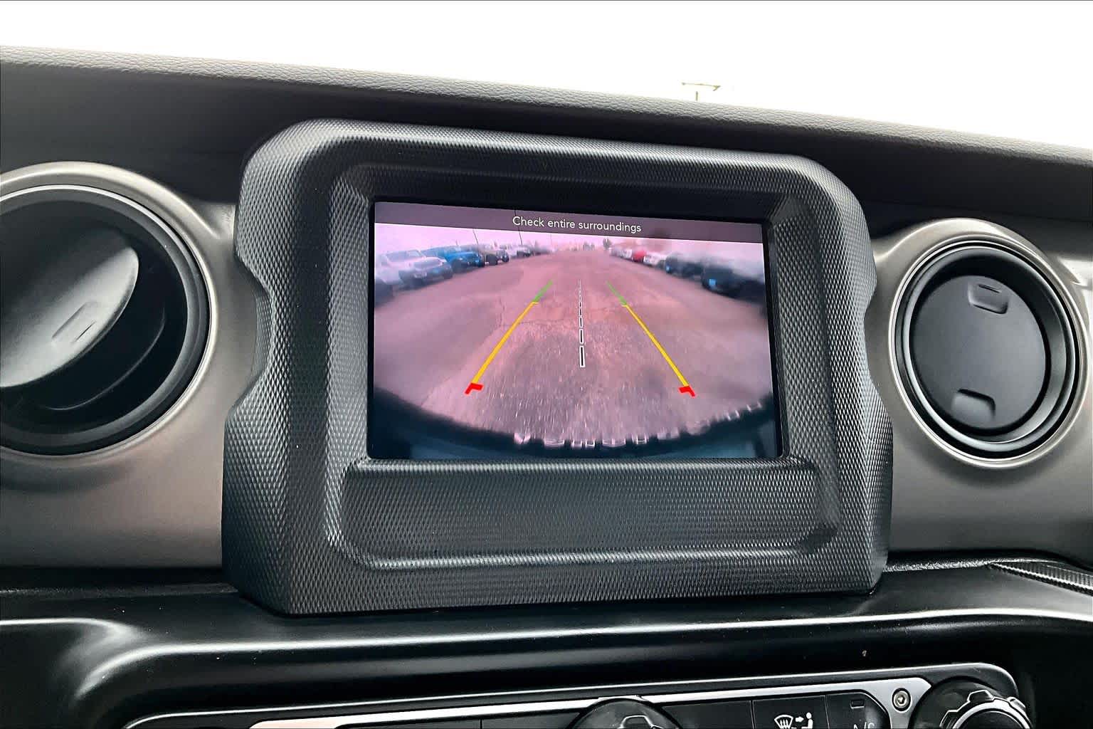 Thumbnail: 2021 Jeep Wrangler - 26