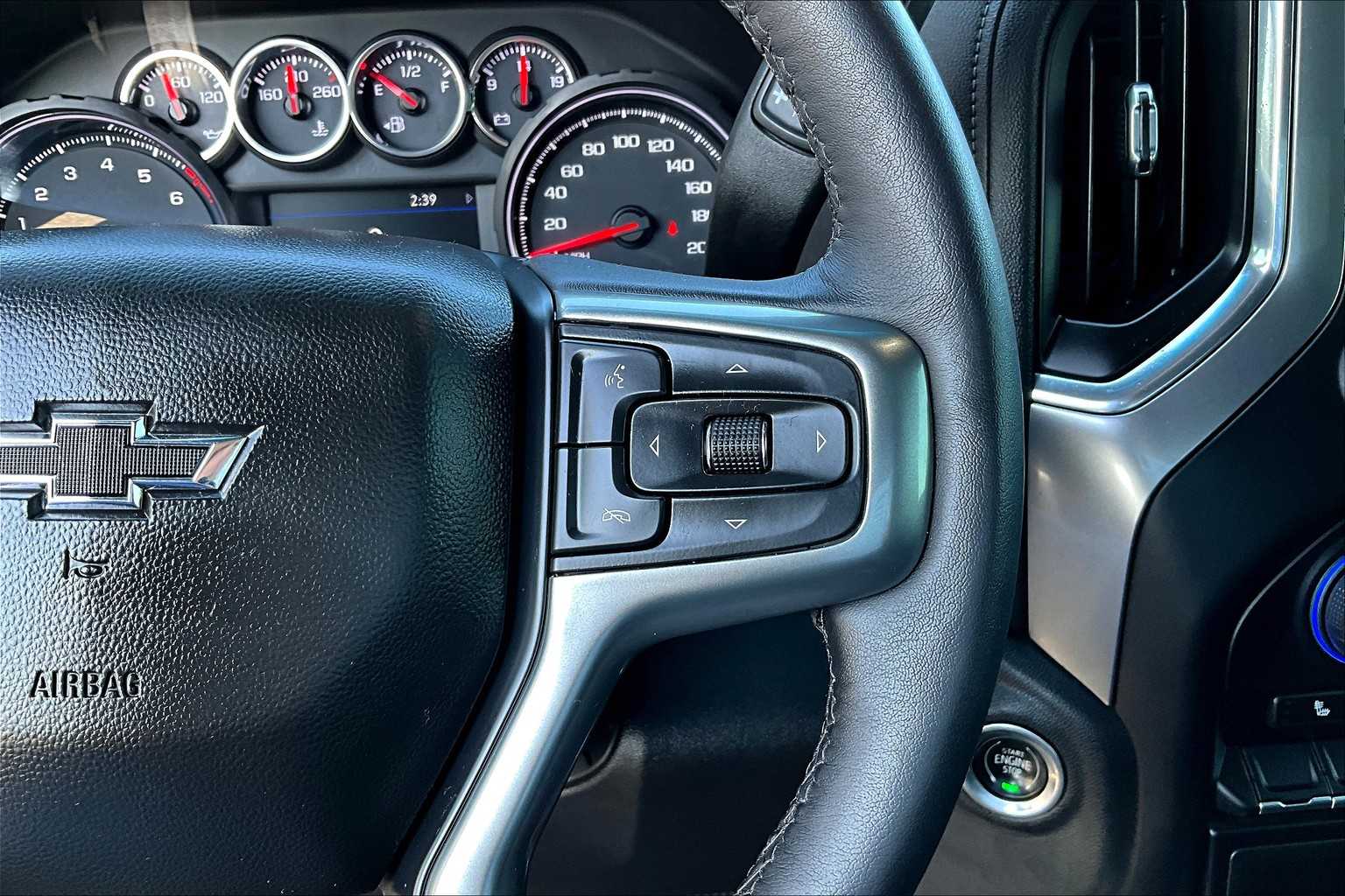 Thumbnail: 2022 Chevrolet Silverado 1500 - 25