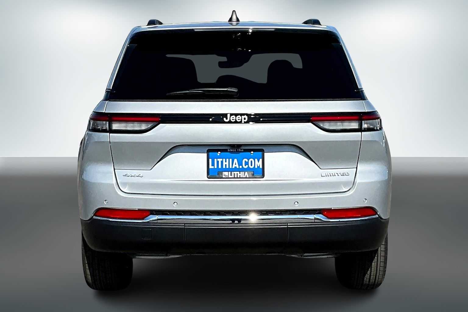 Thumbnail: 2025 Jeep Grand Cherokee - 5