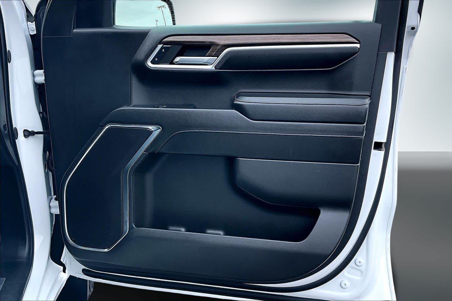 Thumbnail: 2024 Chevrolet Silverado 1500 - 28