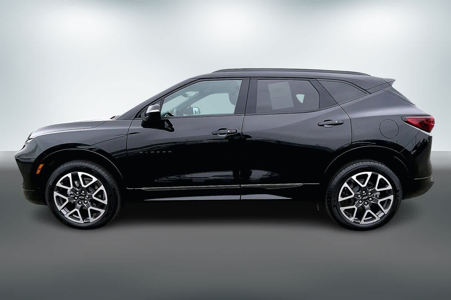 Thumbnail: 2025 Chevrolet Blazer - 3