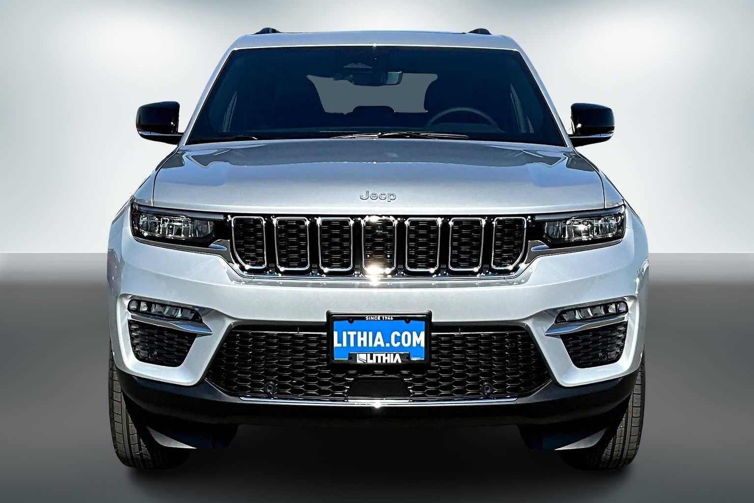 Thumbnail: 2025 Jeep Grand Cherokee - 6